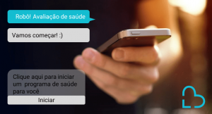 Uma pessoa está segurando um celular e ao lado há conversa por mensagem de texto em azul com um chatbot da área da saúde.